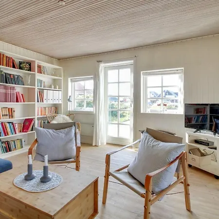 Gudwer - 300m From The Sea By Interhome